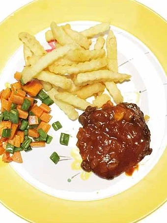Langkah Gampang Membuat Resep Sirloin Steak BBQ yang Lezat Anti Ribet, Uenak Banget