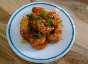 Hình của món Tôm rim mặn ngọt.