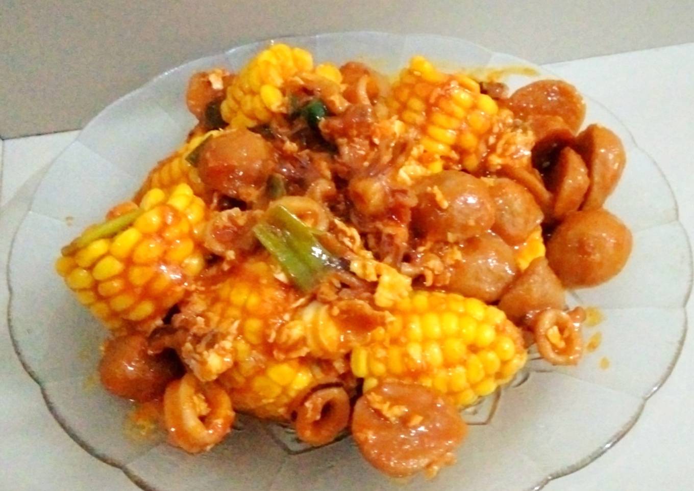 Cumi, bakso jagung manis saus padang