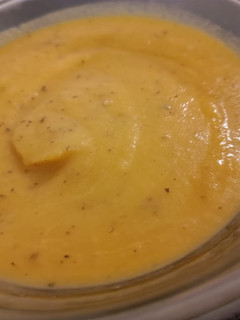 Una foto de Crema de verduras con albahaca en Monsieur Cuisine Connect