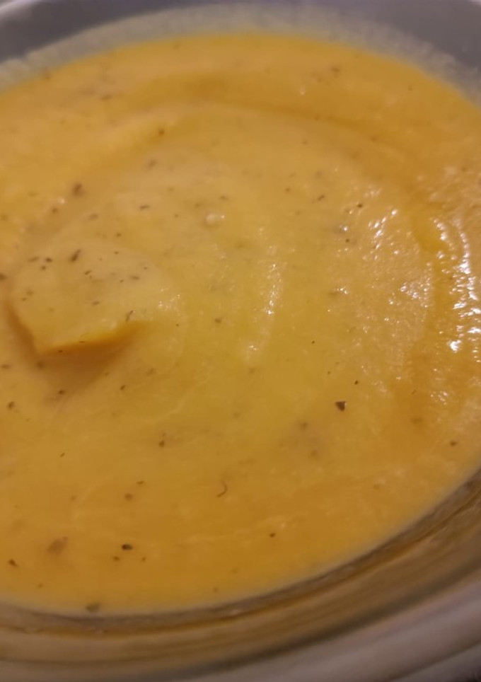Una foto de Crema de verduras con albahaca en Monsieur Cuisine Connect