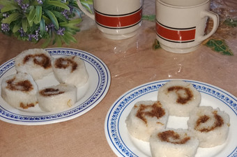 Anti Ribet, Membuat Lemper Roll Isi Abon Daging Wajib Dicoba