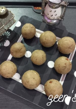 A picture of Poppy Seeds Laddoos.