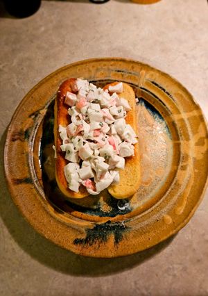 A picture of Crab Rolls.