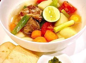 Foto resep Sup Kaldu Tulang Babi