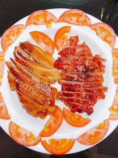 Hình của món Vịt hun khói áp chảo.
