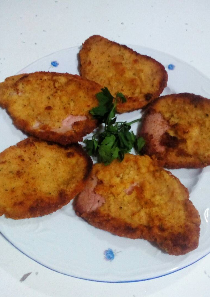 Una foto de Filetes de lomo empanados😊