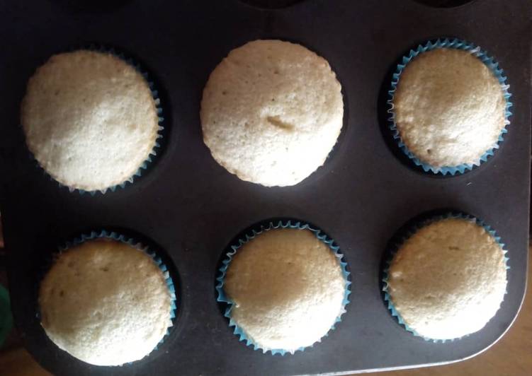 Recipe of Award-winning Vanilla muffins | This is Recipe So Quick You Must Attempt Now !!