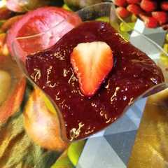 أسهل طريقة لمربى الفراولة 🍓❤️😋-レシピのメイン写真