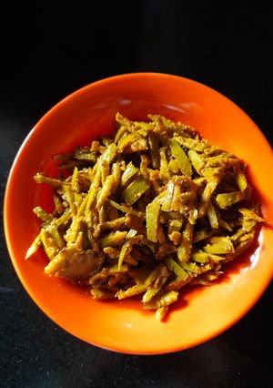 A picture of Mango Peel Curry.