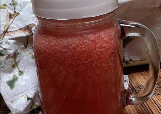 Langkah Mudah untuk Menyiapkan Jus Merah Merona (Minuman Sehat) Anti Gagal