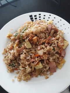 Una foto de Arroz chino a mi estilo