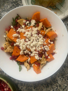 Una foto de Ensalada de quinoa templada 🍂