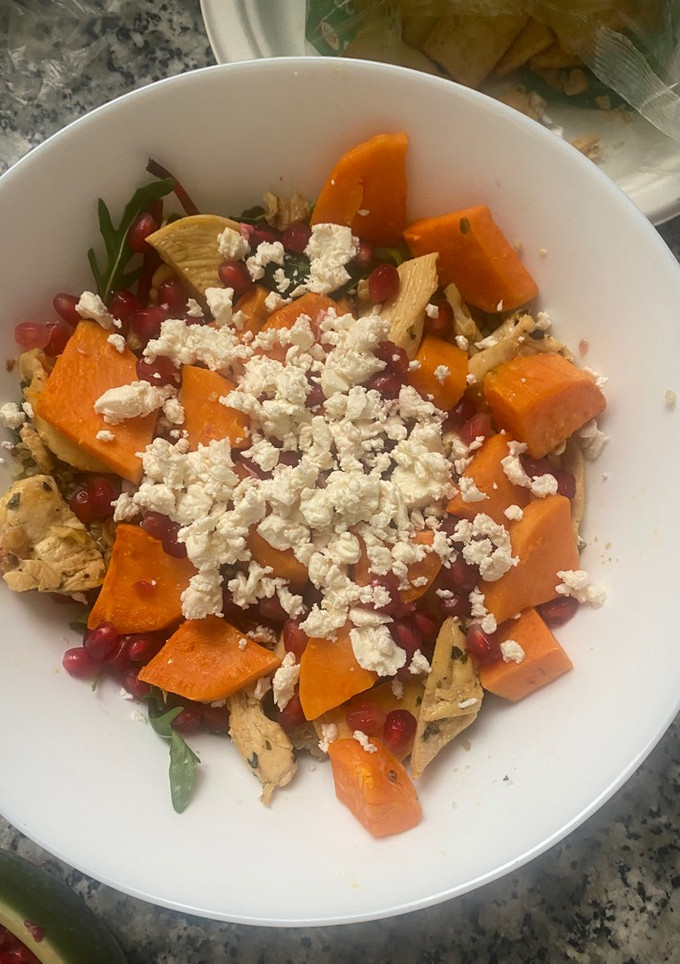 Una foto de Ensalada de quinoa templada 🍂
