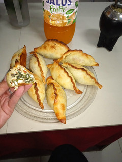 Una foto de Empanadas de espinaca y ricotta!!!