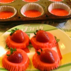 A picture of strawberry bites.