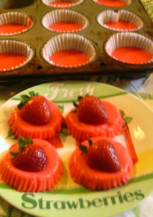 A picture of strawberry bites.