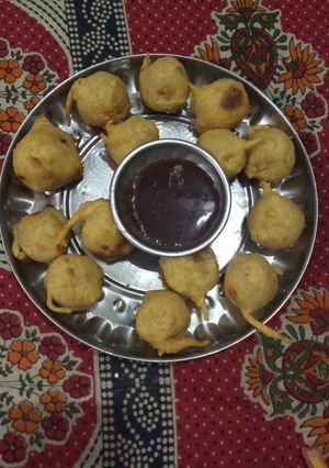 બટાકા વડા(Bataka vada Recipe in Gujarati) રેસીપી મુખ્ય ફોટો