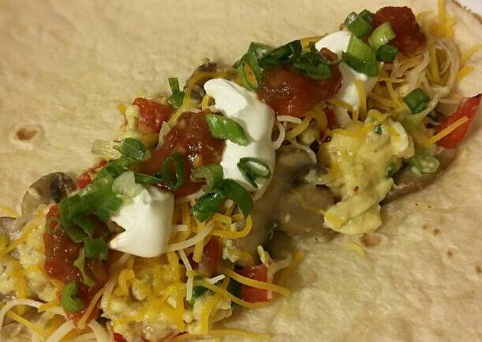 Mushroom & Bell Pepper Breakfast Burritos