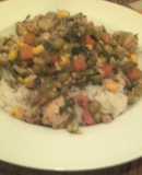 Arroz con pollo y verduras al vapor
