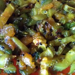 A picture of Teasle gourd  fry.