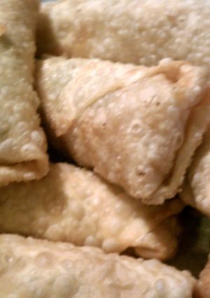 A picture of Krystals Seafood Egg Rolls.