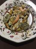 Tintorera con langostinos y alcachofas