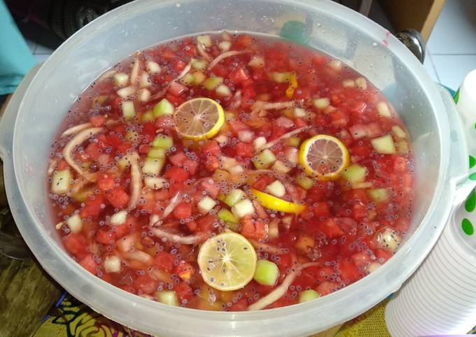 Wajib coba! Bagaimana cara bikin Es Buah Jeruk Nipis Segar dijamin gurih