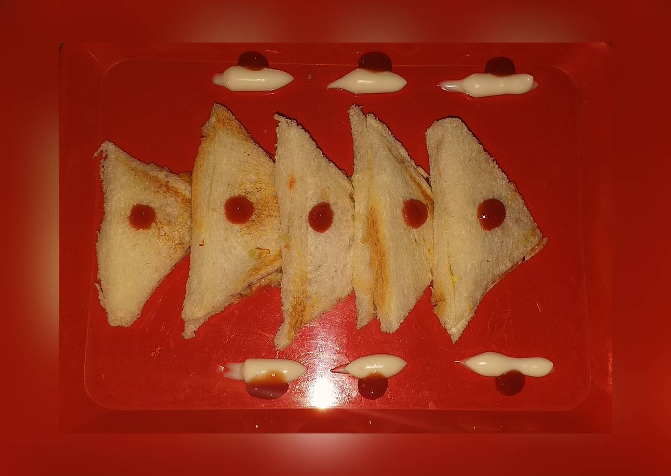 Vegetable chees mayo sandwich
