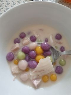 รูปของ บัวลอยมะพร้าวอ่อน