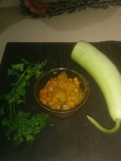 દૂધી ચણાની દાળનું શાક (Dudhi Chana Dal Shak Recipe In Gujarati) રેસીપી મુખ્ય ફોટો