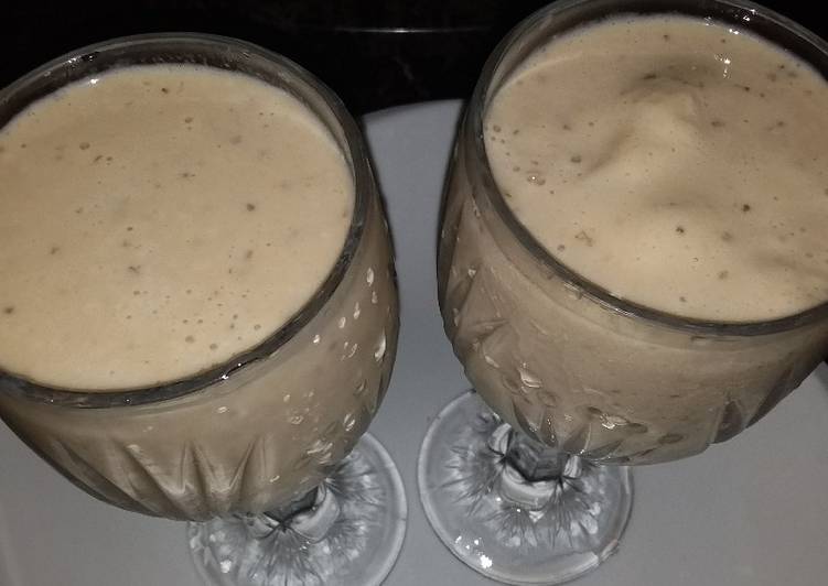 Recipe of Any-night-of-the-week Apple and banana smoothie