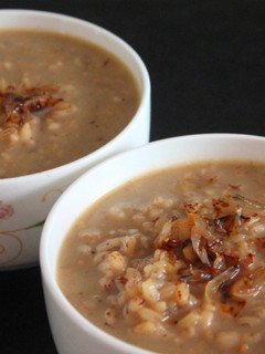 கர்கிடக கஞ்சி / ஔஷித கஞ்சி செய்முறை முக்கிய புகைப்படம்