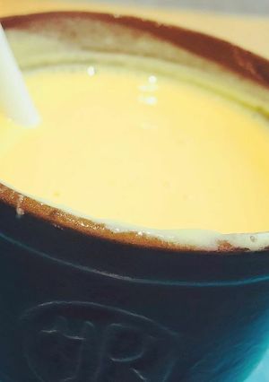 A picture of Mango wali lassi.