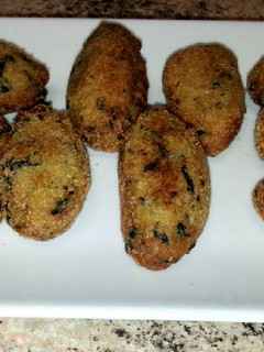 Una foto de Croquetas de patatas con espinacas