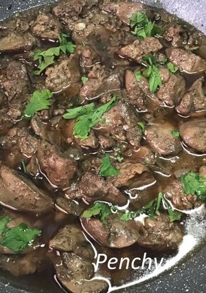 Foto principal de Higaditos de pollo en salsa al ajillo