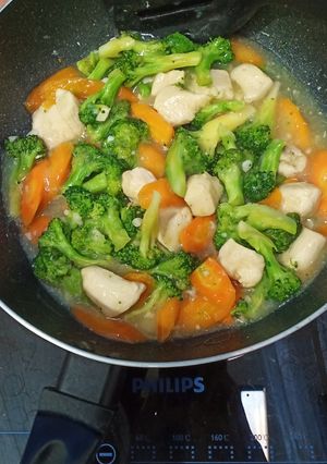Foto resep Brokoli Cah Ayam