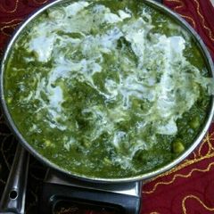 A picture of Creamy Paalak Paneer.