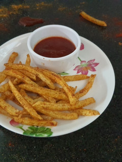 ફ્રેંચ ફ્રાય (French Fry Recipe In Gujarati) રેસીપી મુખ્ય ફોટો