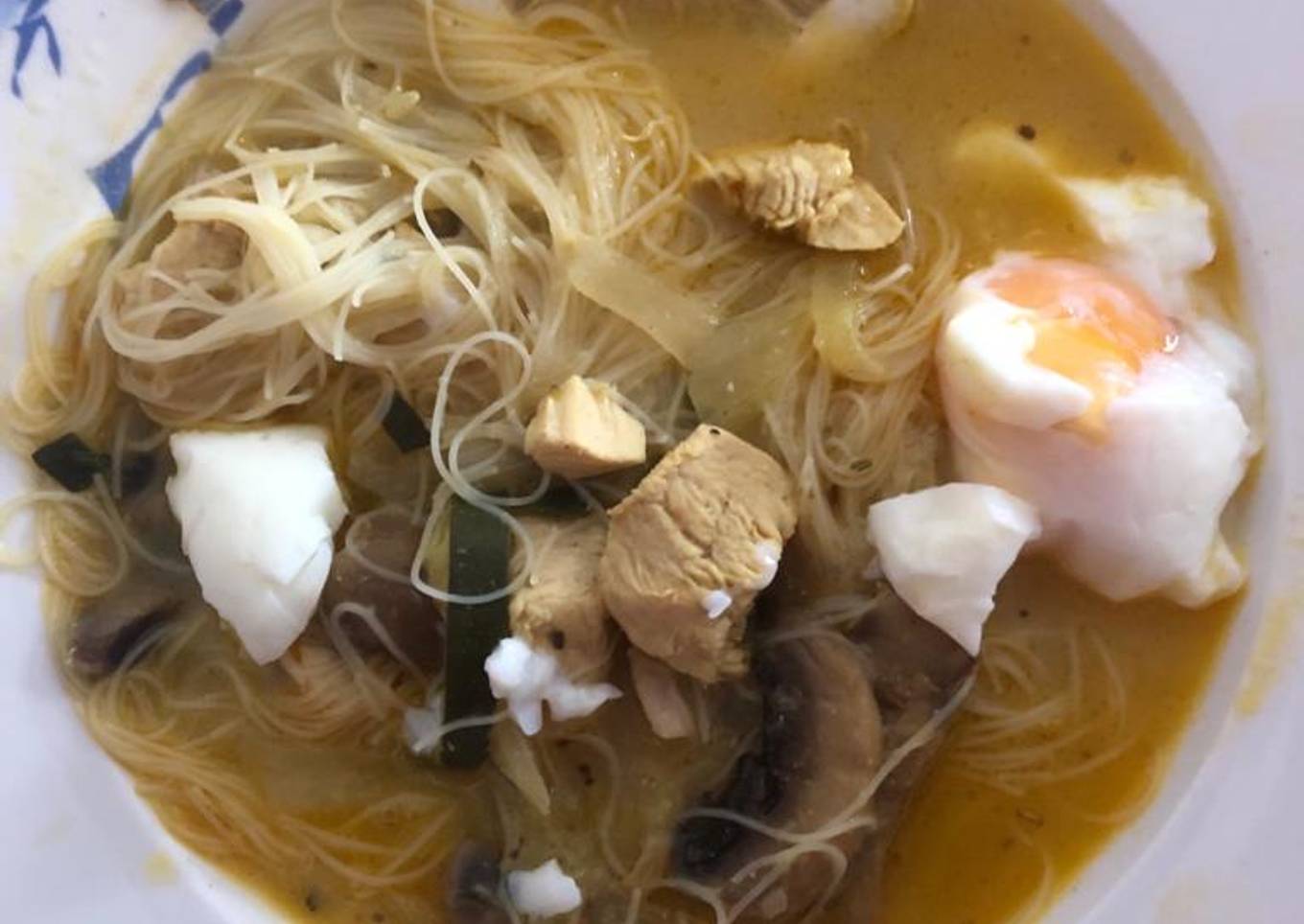 Sopa al estilo singapur