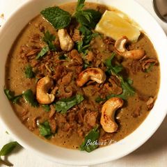 A picture of Chicken Haleem - Hyderabadi Style).