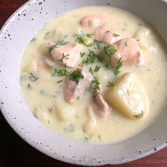 A picture of Salmon & Potato Milk Soup.