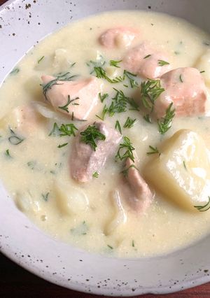A picture of Salmon & Potato Milk Soup.