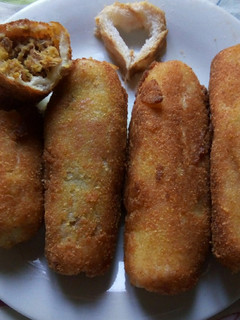 A picture of Bread roll.