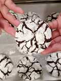 Simple chocolate crinkles