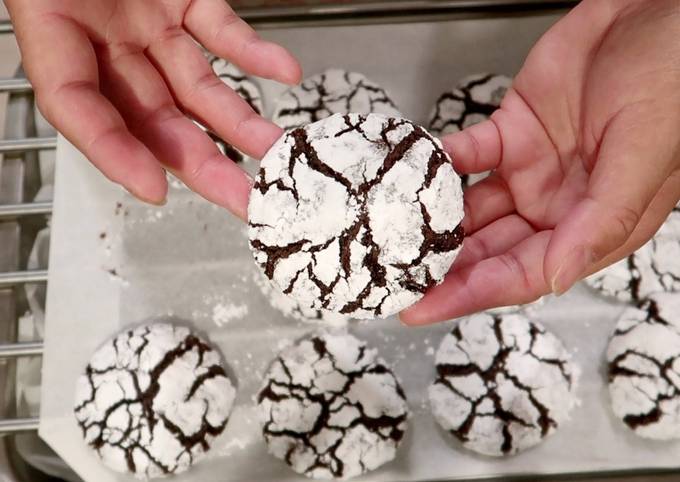 Recipe of Super Quick Homemade Simpol chocolate crinkles