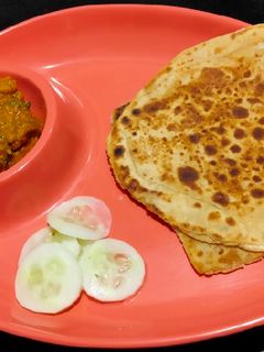 આલુ મટર (Alu mutter Recipe in Gujarati) રેસીપી મુખ્ય ફોટો