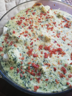 Una foto de Coliflor a la bechamel de espinacas y queso🍃🧀