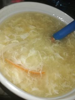Una foto de Sopa de maíz y cangrejo