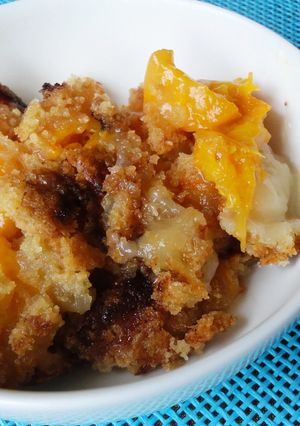 A picture of Peach Cobbler.